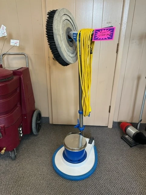 used centaur floor cleaning machine